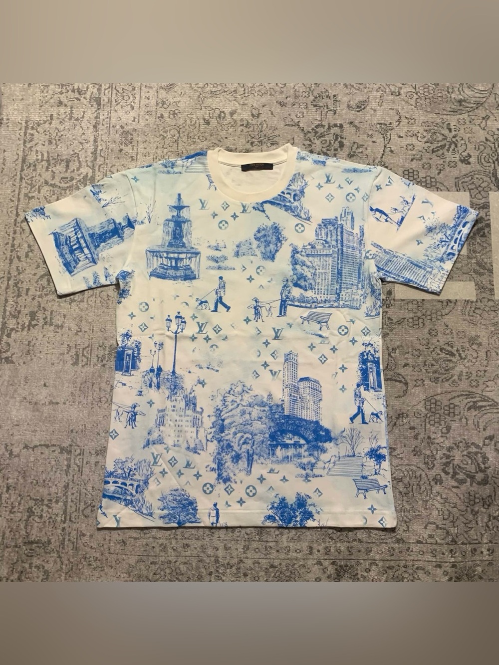 Louis Vuitton White T-Shirt with Blue Toile Cityscape Print